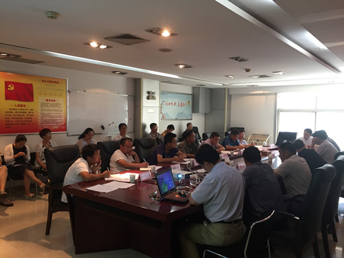 矿建二公司传达落实建设集团干部大会精神