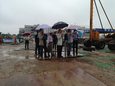 emc网页版登录研究院副院长王苏健一行莅临天工公司土建十五部检查指导工作