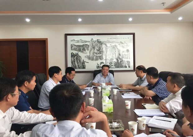 双休日 建设集团机关带头加班加点气氛浓