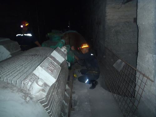 奋力拼搏拓市场 砥砺奋进谋发展