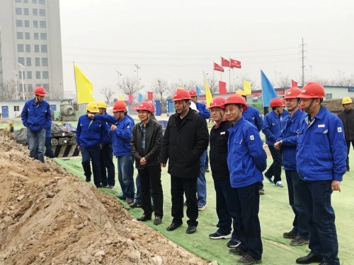 陕西渭化集团领导莅临渭河彬州乙二醇化工生活区施工项目检查指导工作