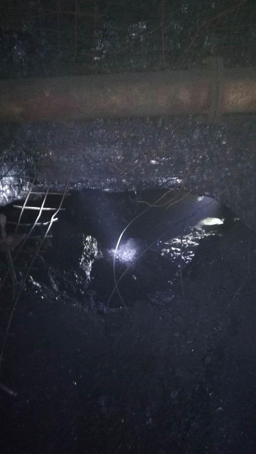 矿建三公司双龙项目部3#联络巷与105运输顺槽顺利贯通