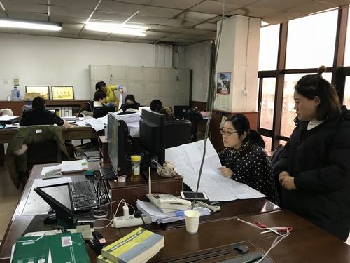 在“双特百亿”目标的引领下奋勇向前