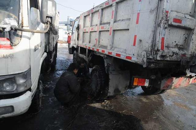 掘进公司红柳林项目部流程化管理保障车辆运输