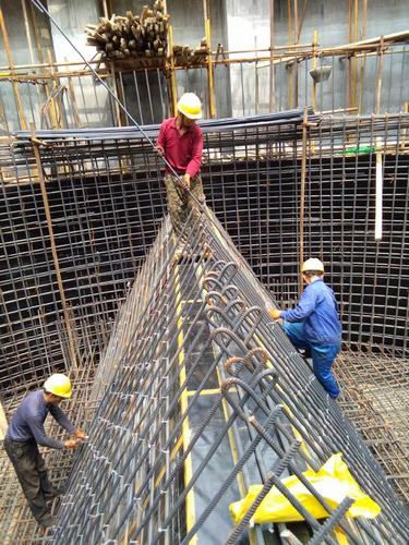 韩城分公司土建十项目部钢筋班组荣获emc网页版登录集团安全先进班组