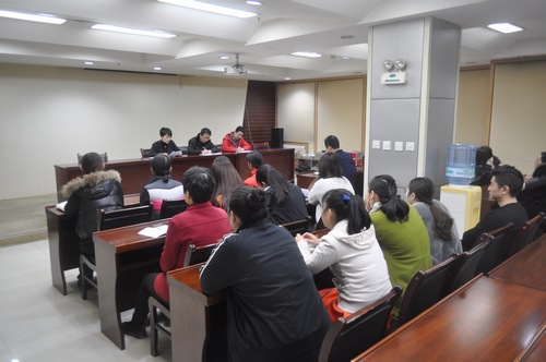 路桥分公司上下传达建设集团“ 五会”精神