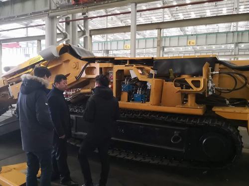 设备租赁中心严把掘进机大修验收关