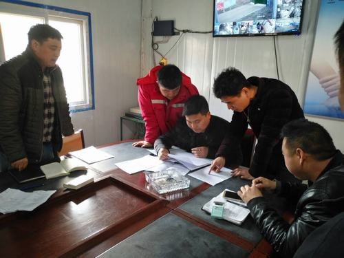 矿建二公司车村项目部提前完成四月生产任务