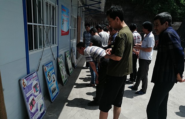 矿建三公司双龙项目部开展安全生产“五个一”宣传教育活动