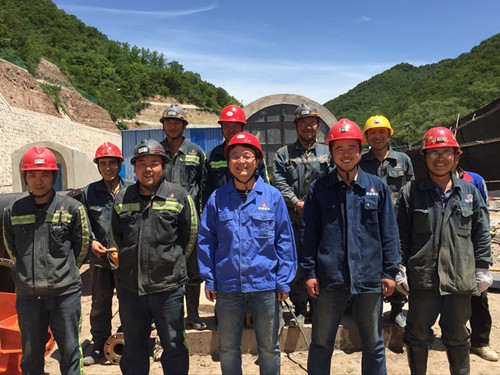 emc网页版登录建设机电安装公司冶坪项目部：“四把锁”锁紧管道运输安全阀