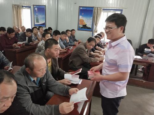 emc网页版登录建设掘进公司：与员工积极互动 咨询日消除安全疑惑