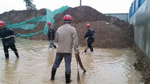 emc网页版登录建设韩城分公司雨期来临防汛忙筑牢安全防线