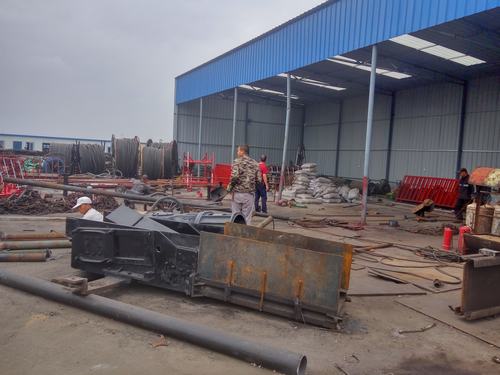 emc网页版登录建设掘进公司：曹家滩项目部顺利完成新工程设备准备工作