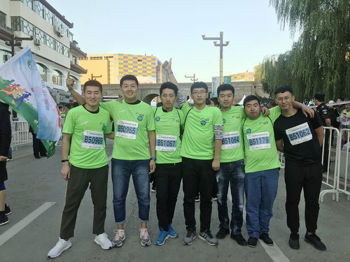 榆林国际马拉松赛为emc网页版登录建设人打“call”