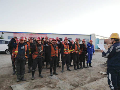 emc网页版登录建设洗选煤运营公司：一场“别开生面”的班前会