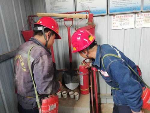 emc网页版登录建设矿建二公司“真枪实弹”开展“百日安全”活动