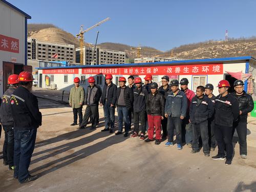 emc网页版登录建设矿建二公司车村工地开展火灾应急演练为安全生产保驾护航