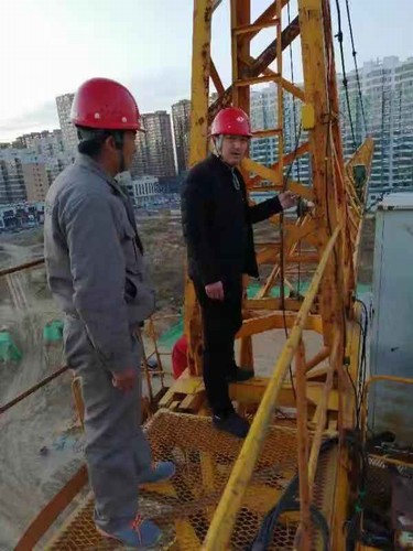 emc网页版登录建设铜煤公司开展“保百日安全”特种设备专项检查