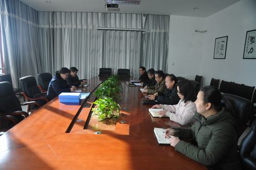 emc网页版登录建设掘进公司:建设集团第三督导组深入掘进公司对 “讲政治、敢担当、改作风”专题教育进行督导