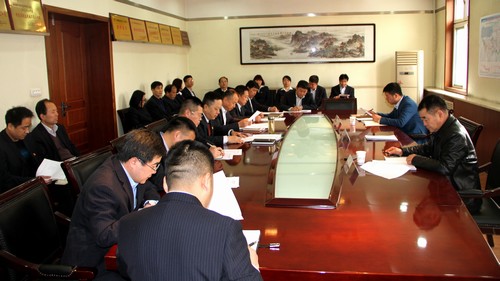 emc网页版登录建设铜煤公司组织召开党员领导干部述诺评诺民主评议