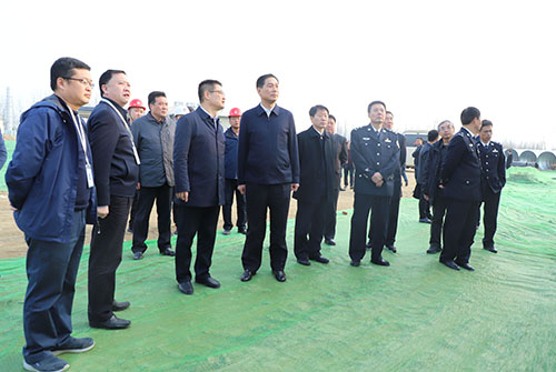 陕西省副省长胡明朗视察emc网页版登录建设汉中分公司铺镇污水厂截污干管项目