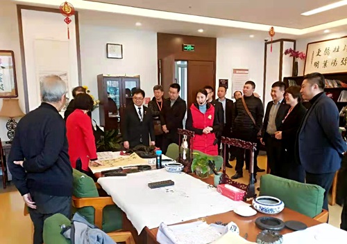 emc网页版登录建设公司赴荣华控股康养项目考察交流
