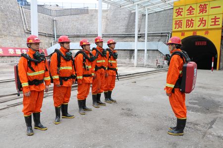 emc网页版登录建设天工公司各项目部举行应急演练根植员工安全意识