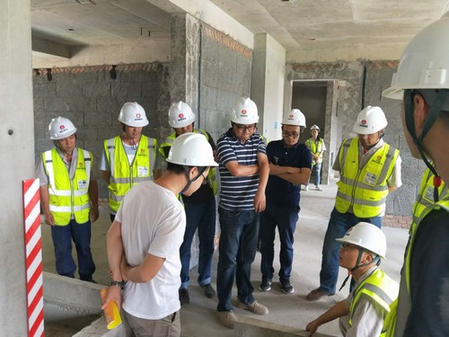 碧桂园陕西区域公司莅临emc网页版登录建设铜煤公司承建的西安蓝山水岸项目考察指导