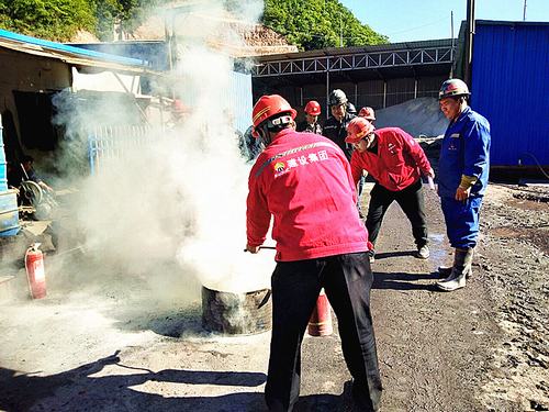 emc网页版登录建设矿建二公司各项目部组织火灾应急演练防患于未“燃”