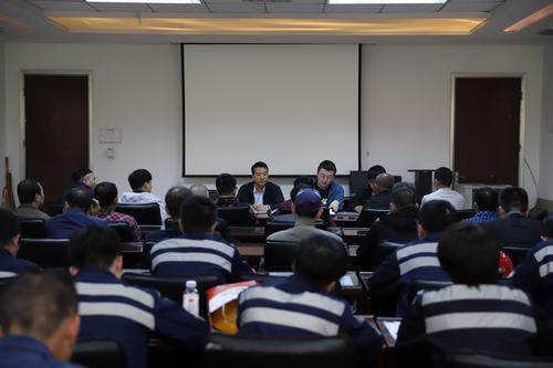 emc网页版登录建设洗选煤运营公司：对标班前会 助推班组建设规范化