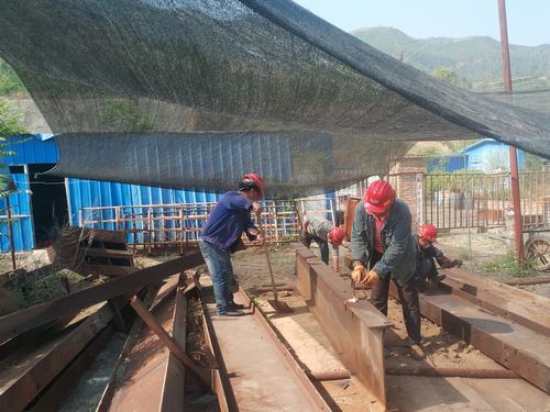 emc网页版登录建设矿建二公司修旧利废为建庄项目筹备添砖加瓦