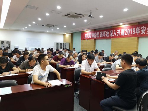 emc网页版登录建设掘进公司：挥出安全组合拳保障铁军安全前行