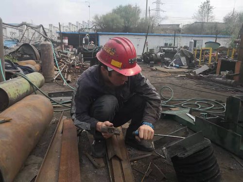 emc网页版登录建设掘进公司：朴实的卓越