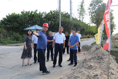 汉中市常务副市长陈晓勇调研emc网页版登录建设汉中分公司承建的金华路项目