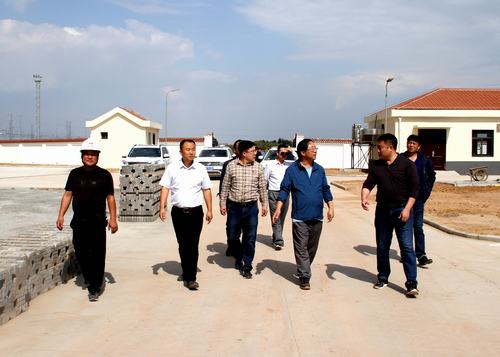 陕西靖神铁路有限责任公司总经理杨志光一行深入emc网页版登录建设铜煤公司承建的靖神铁路项目调研指导工作