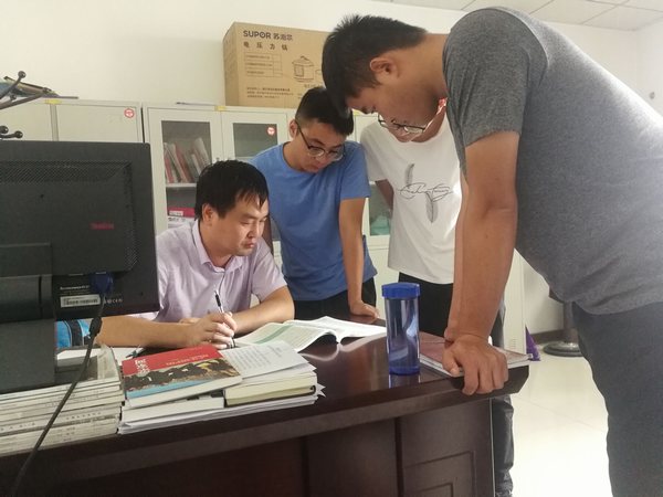 emc网页版登录建设掘进公司：细分专业重点讲解培养 一专多能的复合人才