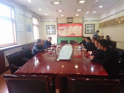 甘肃益工集团董事长郭永虎一行莅临emc网页版登录建设铜煤公司考察指导工作