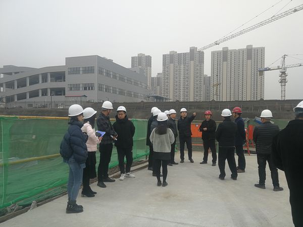 西安沣东国际车城公司领导莅临emc网页版登录建设天工公司 沣东新城项目部指导检查工作