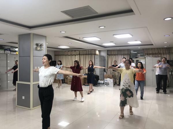emc网页版登录建设矿建二公司：让“工间操”成为健康“加油站”