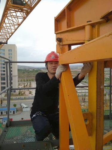 emc网页版登录建设铜煤公司设备租赁站多措施加强设备设施管理助力施工会战有序推进