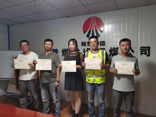 emc网页版登录建设铜煤公司第一项目部开展以“演绎青春，筑梦铜煤”为主题艺术会展活动聚力青春能量迸发工作激情