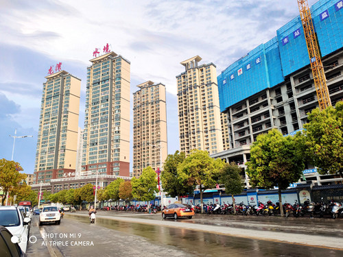 emc网页版登录建设公司：年度利润超亿元