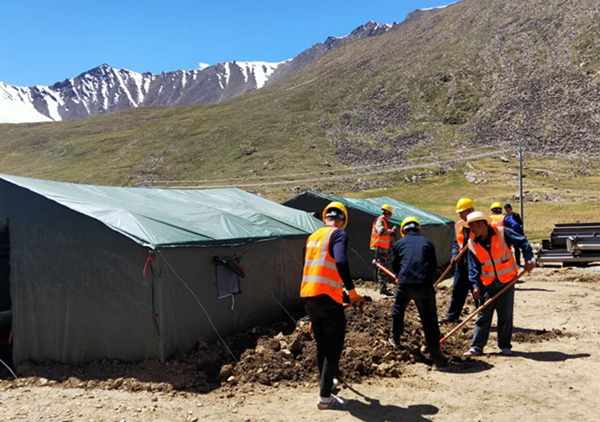 鏖战天山之巅的emc网页版登录建设者