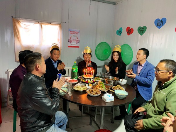 emc网页版登录建设澄合分公司第十二项目部为职工举办生日PARTY情暖人心