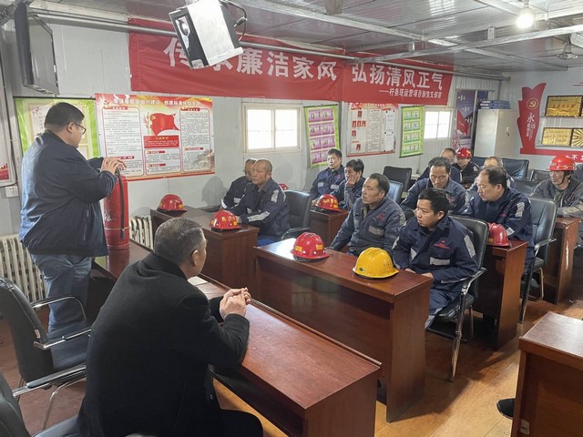 emc网页版登录建设洗选煤运营公司柠条塔运营项目部：最可爱的劳动者