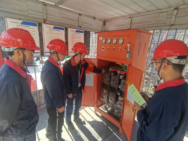 emc网页版登录建设韩城分公司青岗员用实际行动“护航”安全生产