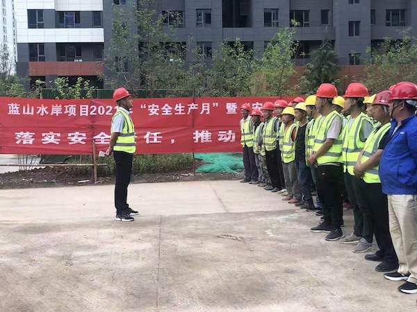 emc网页版登录建设·今天“我”代言 ——我在项目部的一天