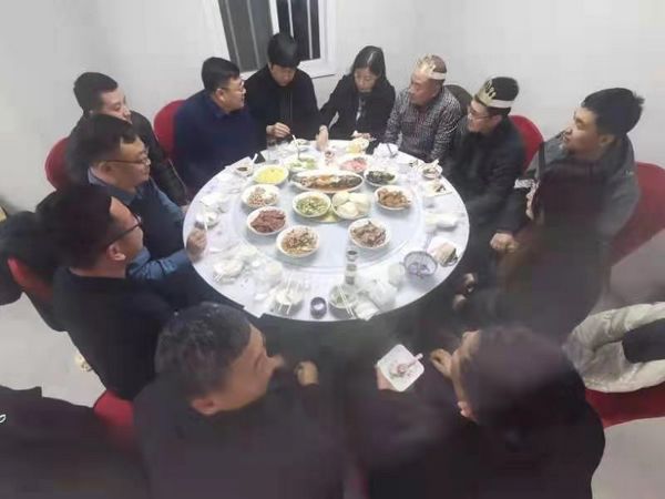 emc网页版登录建设天工公司：冬至送温情  生日暖人心