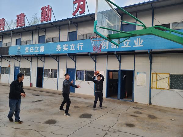 emc网页版登录建设铜煤公司第一项目部：学史力行办实事，这样的项目部也很暖！