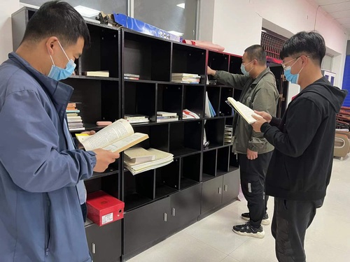 emc网页版登录建设路桥分公司组织开展“世界读书日”主题读书活动
